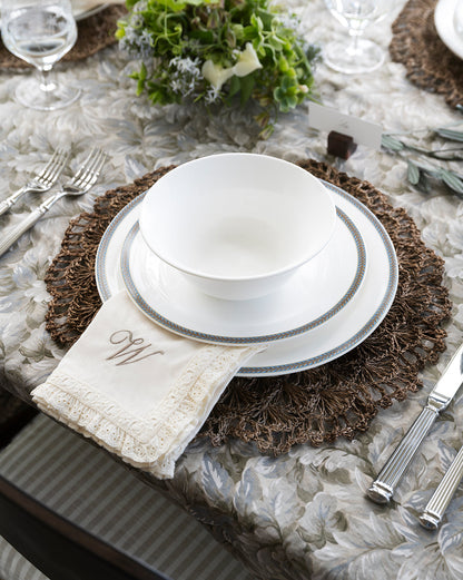 Lace Trim Napkins (Set of 4)